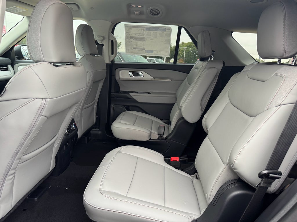 2026 Ford Explorer Active AWD