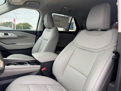 2026 Ford Explorer Active AWD