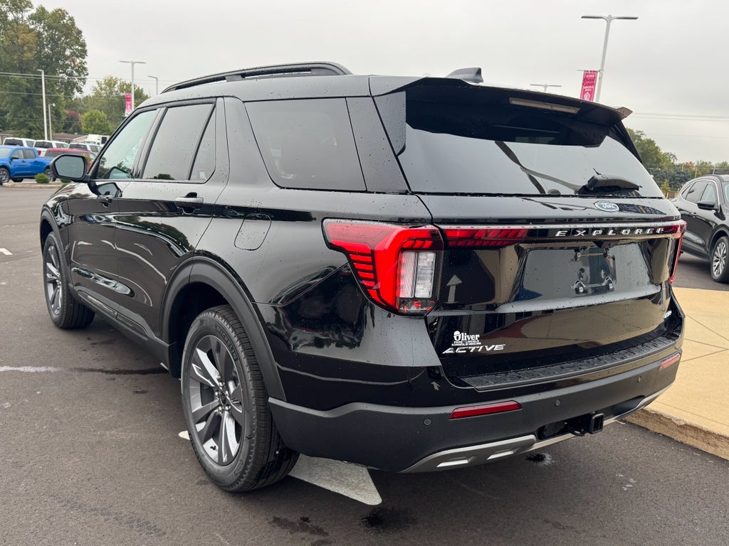 2026 Ford Explorer Active AWD