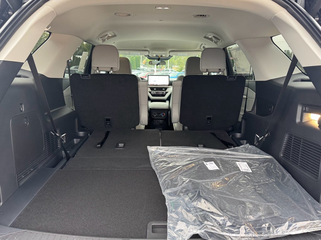 2026 Ford Explorer Active AWD