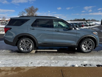 2026 Ford Explorer Active AWD