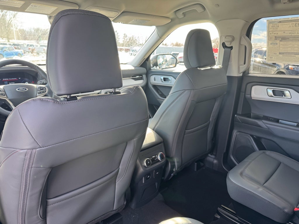 2026 Ford Explorer Active AWD