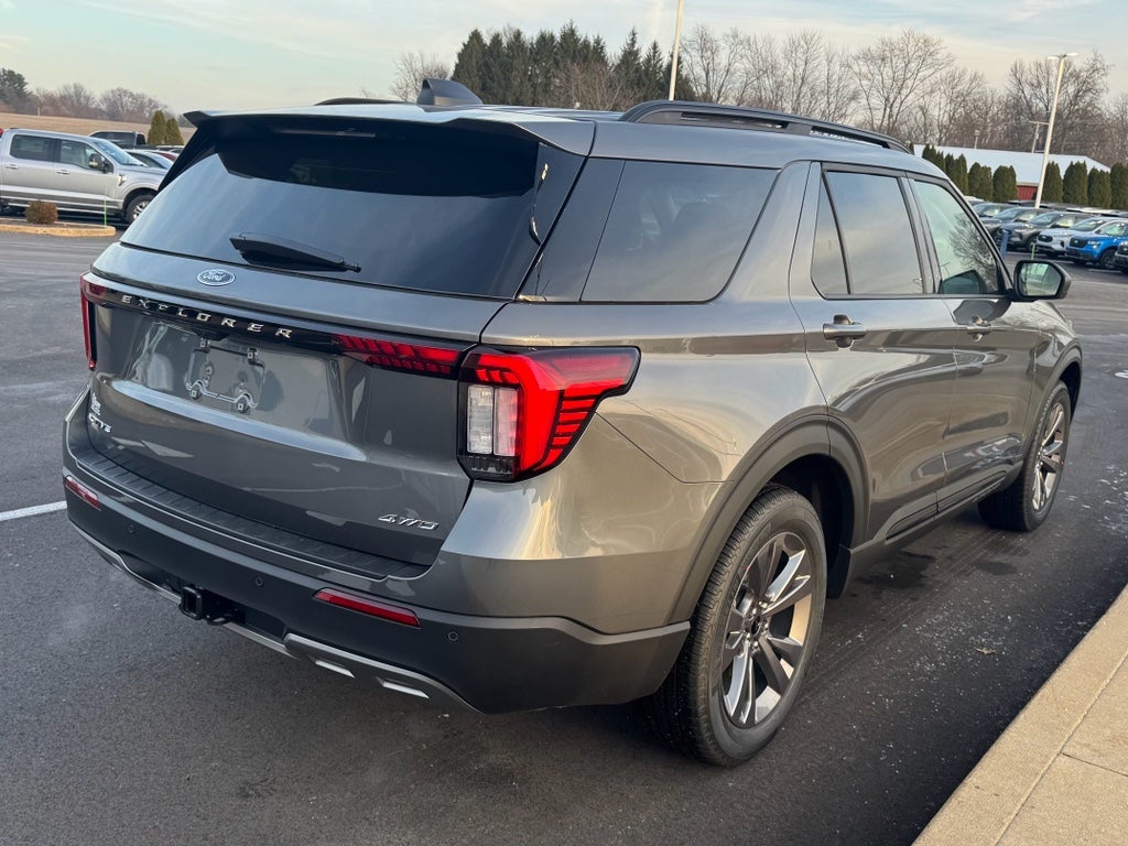 2026 Ford Explorer Active AWD