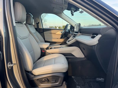 2026 Ford Explorer Active AWD