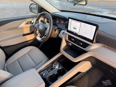 2026 Ford Explorer Active AWD