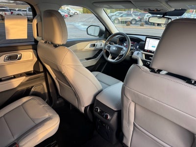 2026 Ford Explorer Active AWD