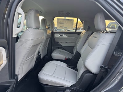 2026 Ford Explorer Active AWD