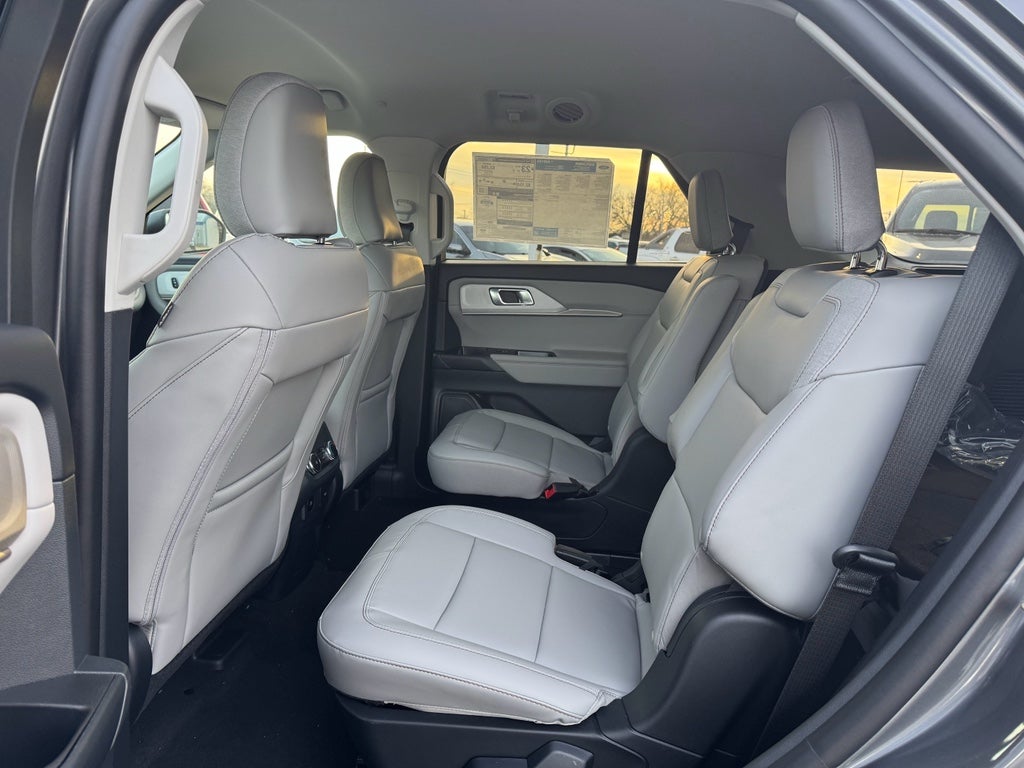 2026 Ford Explorer Active AWD