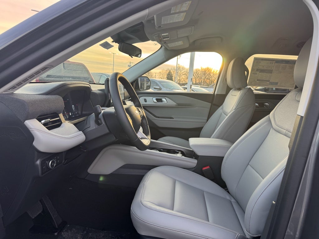 2026 Ford Explorer Active AWD