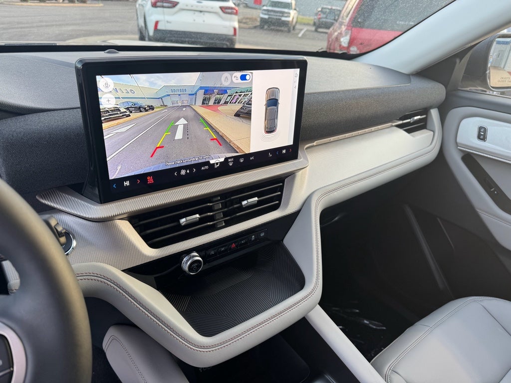 2026 Ford Explorer Active AWD