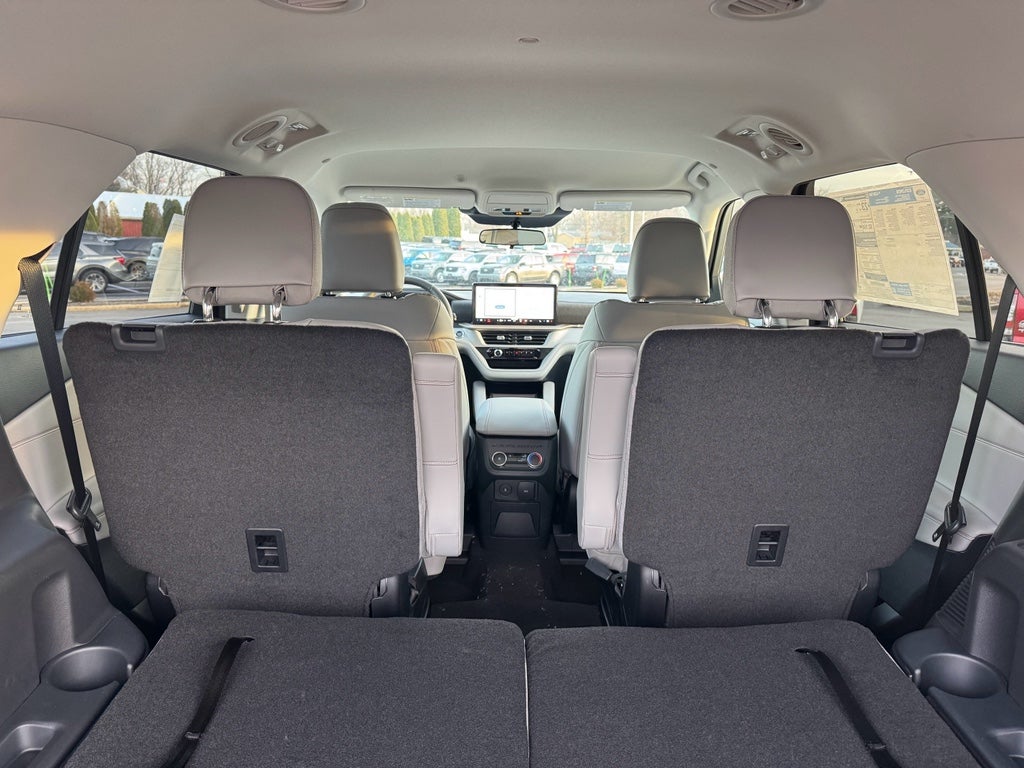 2026 Ford Explorer Active AWD