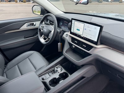 2026 Ford Explorer Active AWD