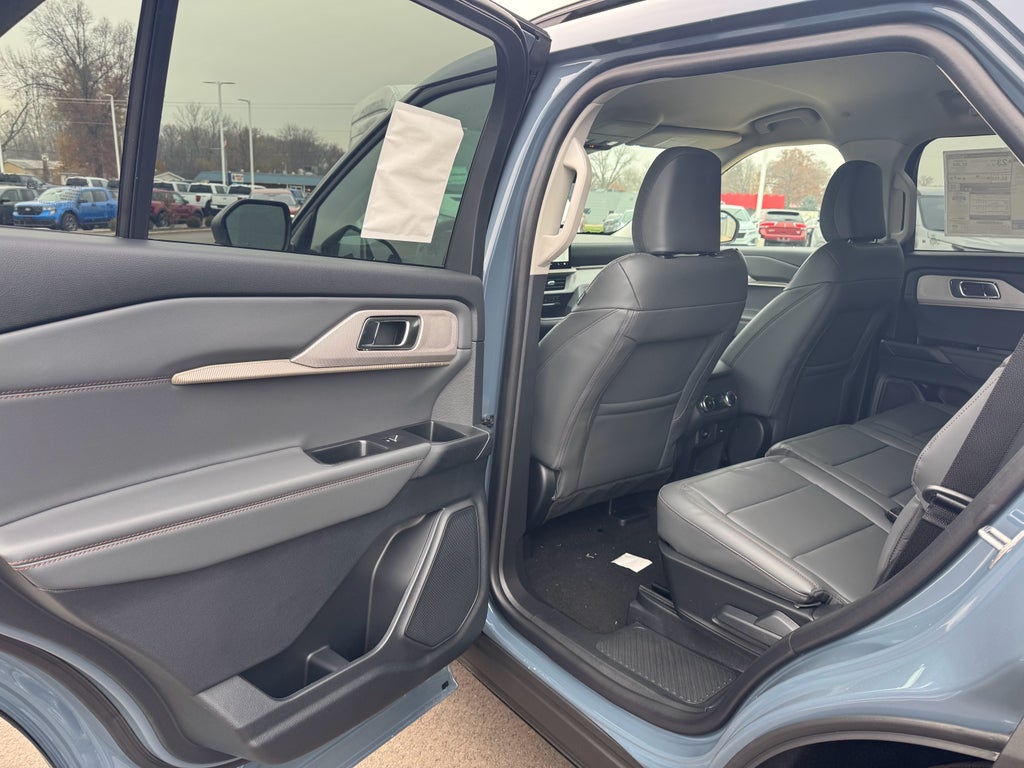 2026 Ford Explorer Active AWD