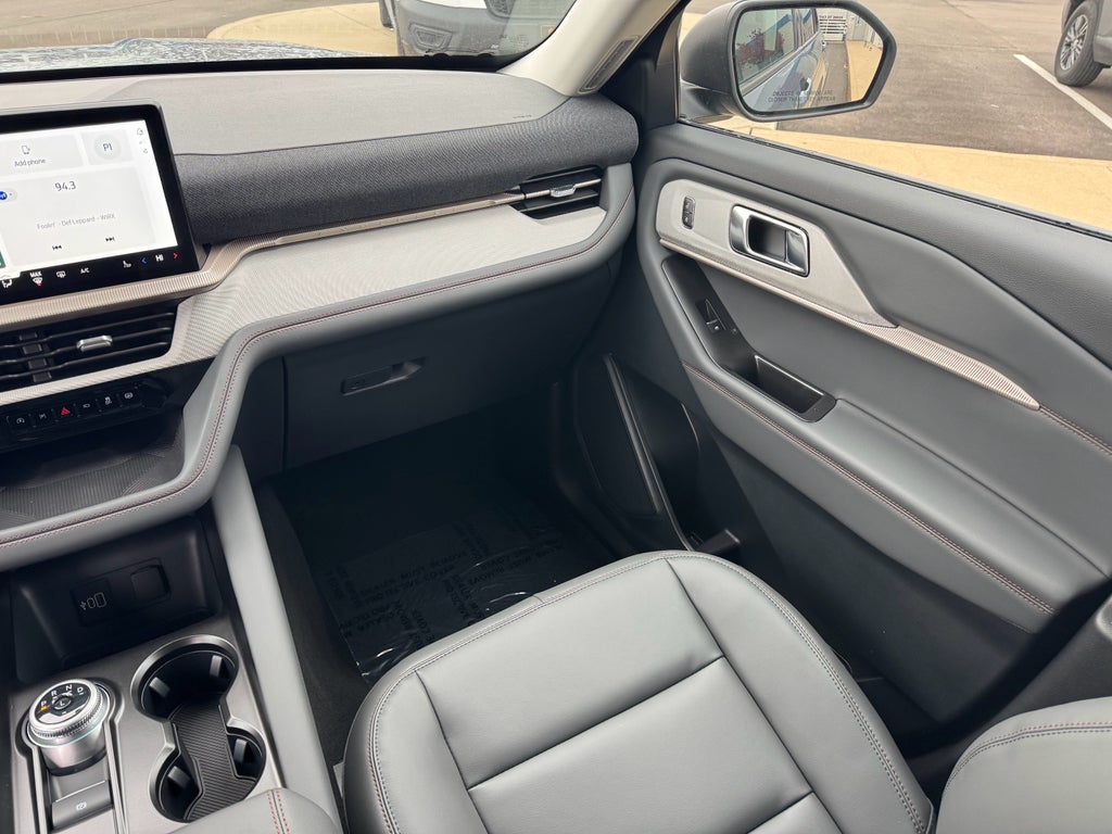 2026 Ford Explorer Active AWD