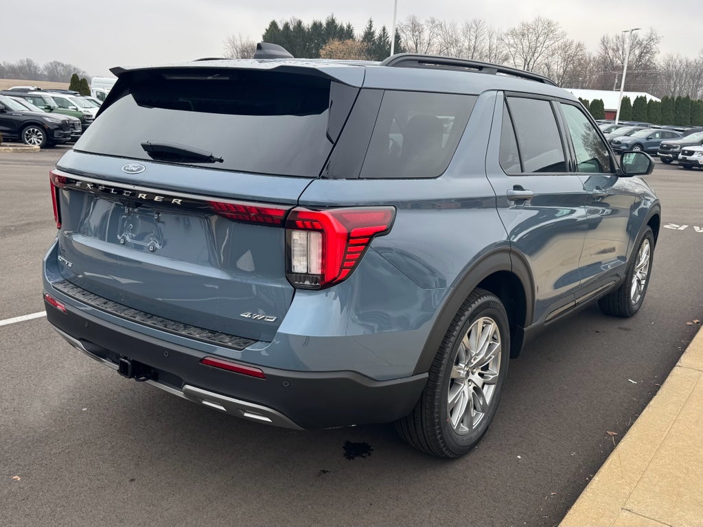 2026 Ford Explorer Active AWD