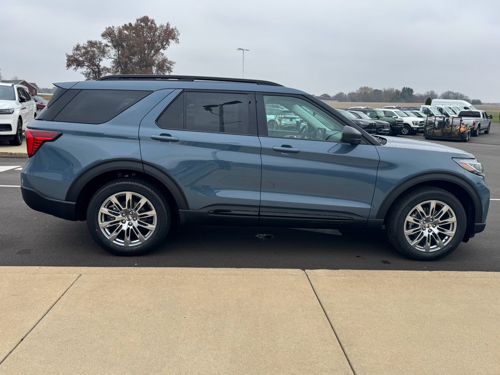 2026 Ford Explorer Active AWD