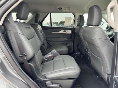 2026 Ford Explorer Active AWD