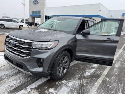 2026 Ford Explorer Active AWD