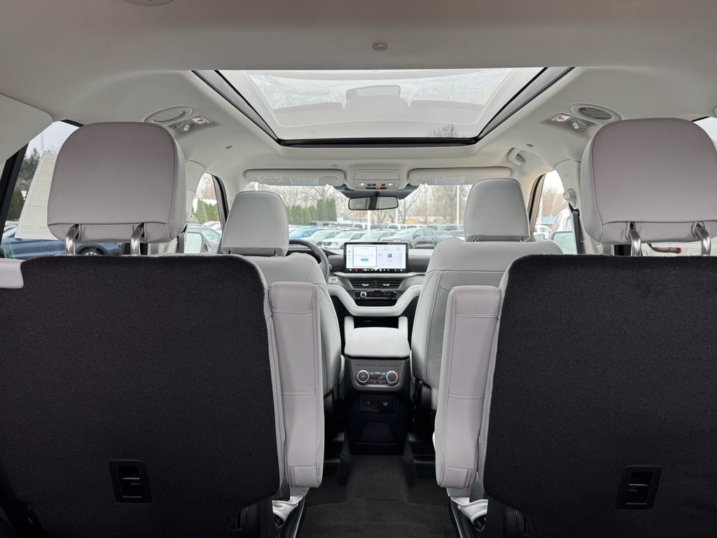 2026 Ford Explorer Platinum 4WD