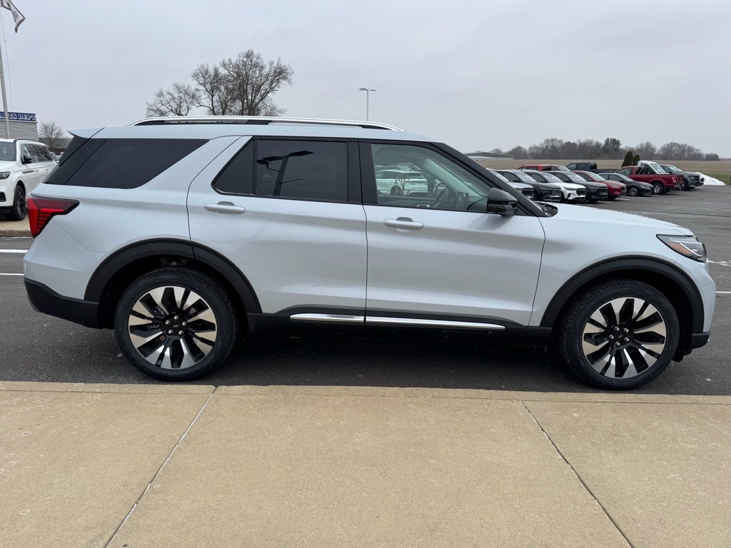 2026 Ford Explorer Platinum 4WD