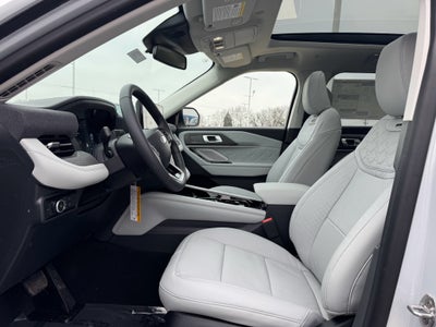 2026 Ford Explorer Platinum 4WD