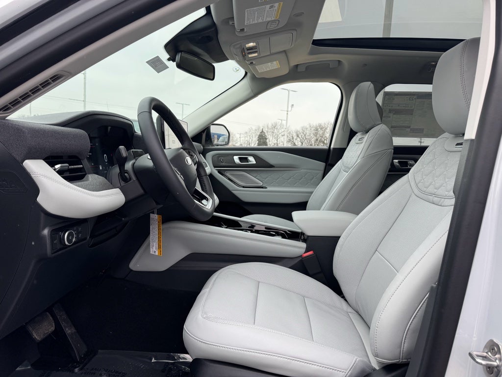 2026 Ford Explorer Platinum 4WD