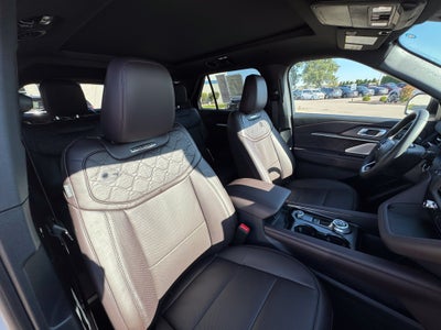 2027 Ford Explorer Platinum