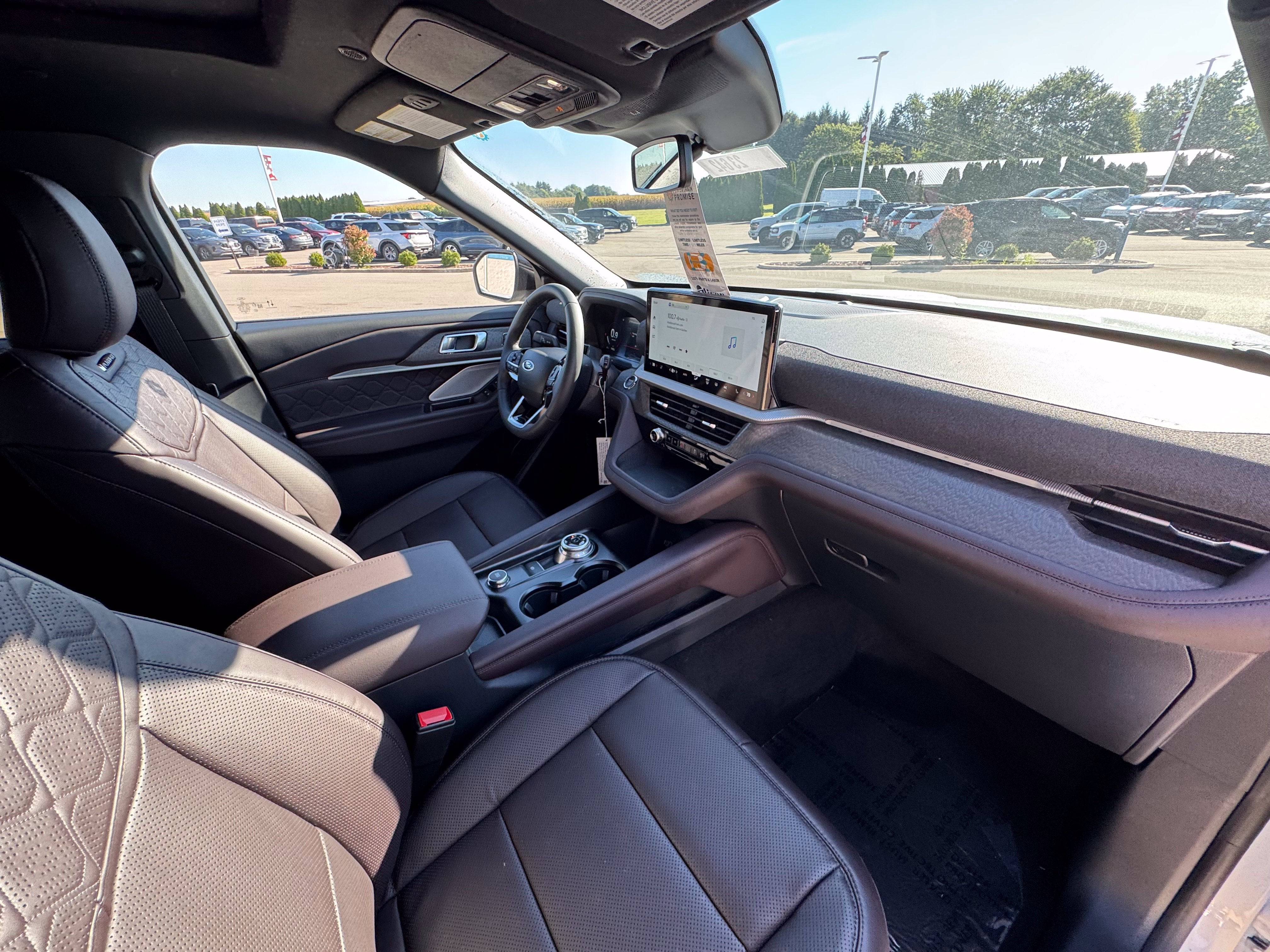 2027 Ford Explorer Platinum