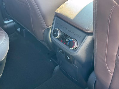 2027 Ford Explorer Platinum