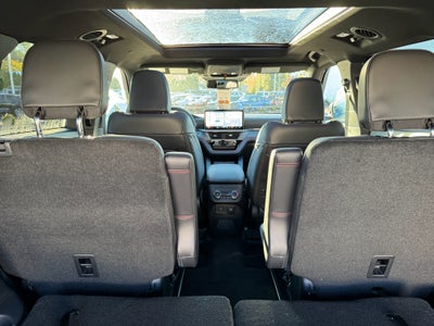 2026 Ford Explorer ST-Line 4WD