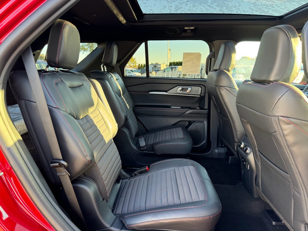 2026 Ford Explorer ST-Line 4WD