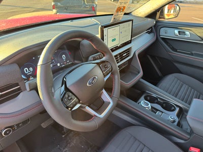2026 Ford Explorer ST-Line 4WD