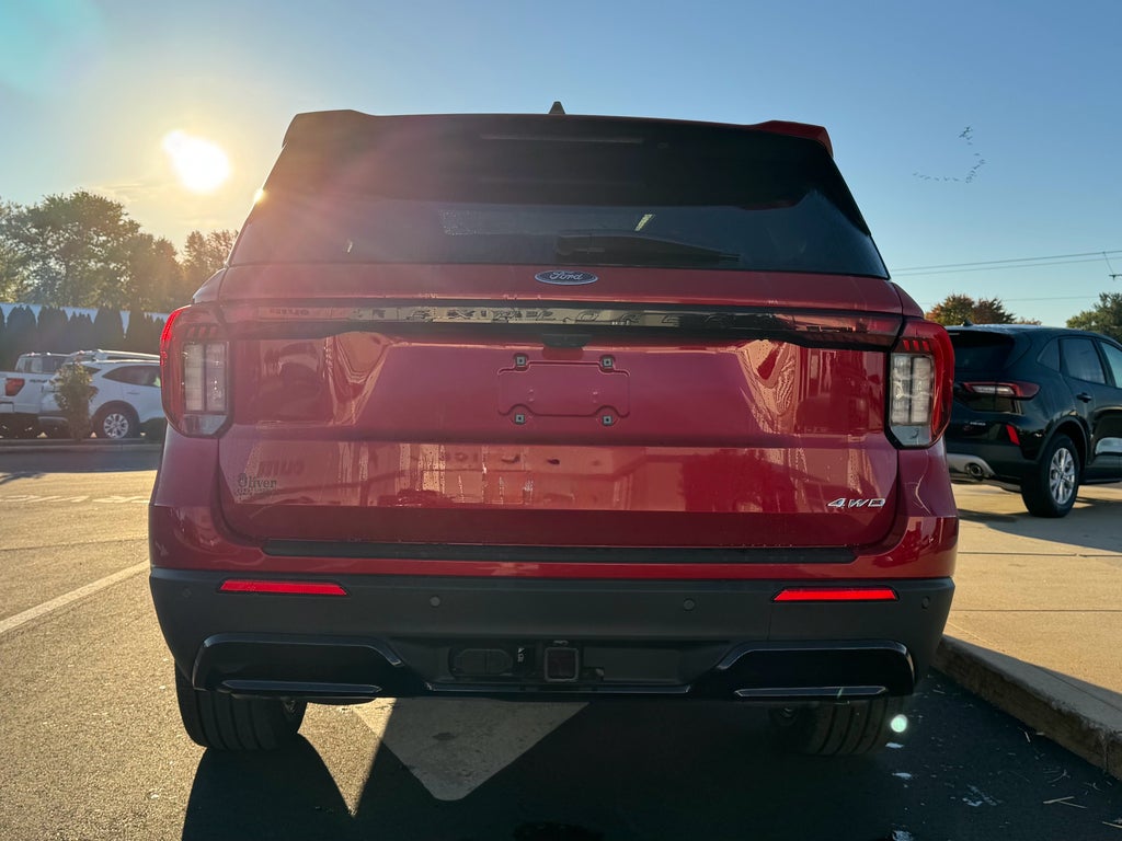 2026 Ford Explorer ST-Line 4WD