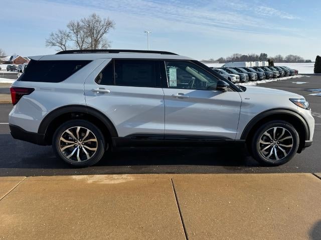 2026 Ford Explorer ST-Line 4WD
