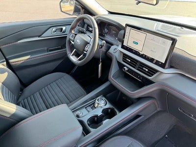 2026 Ford Explorer ST-Line 4WD
