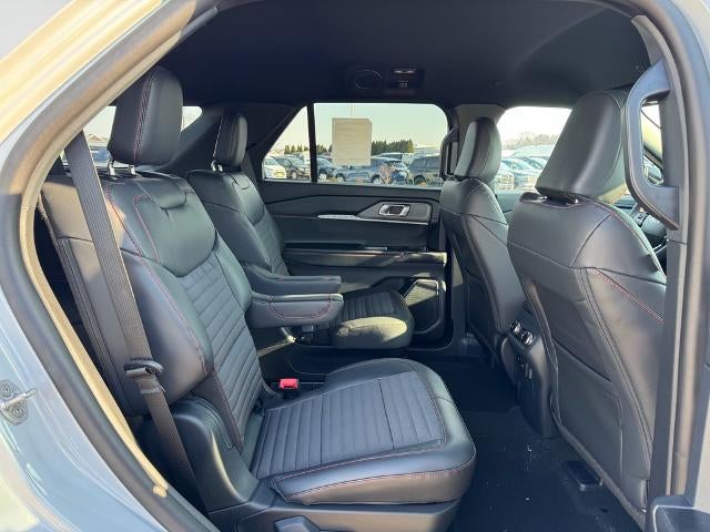 2026 Ford Explorer ST-Line 4WD