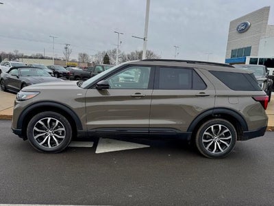 2026 Ford Explorer ST-Line 4WD