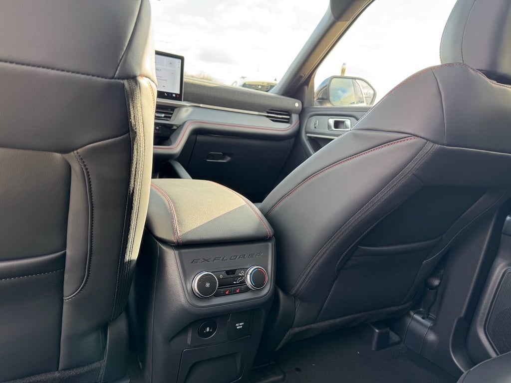 2026 Ford Explorer ST-Line 4WD
