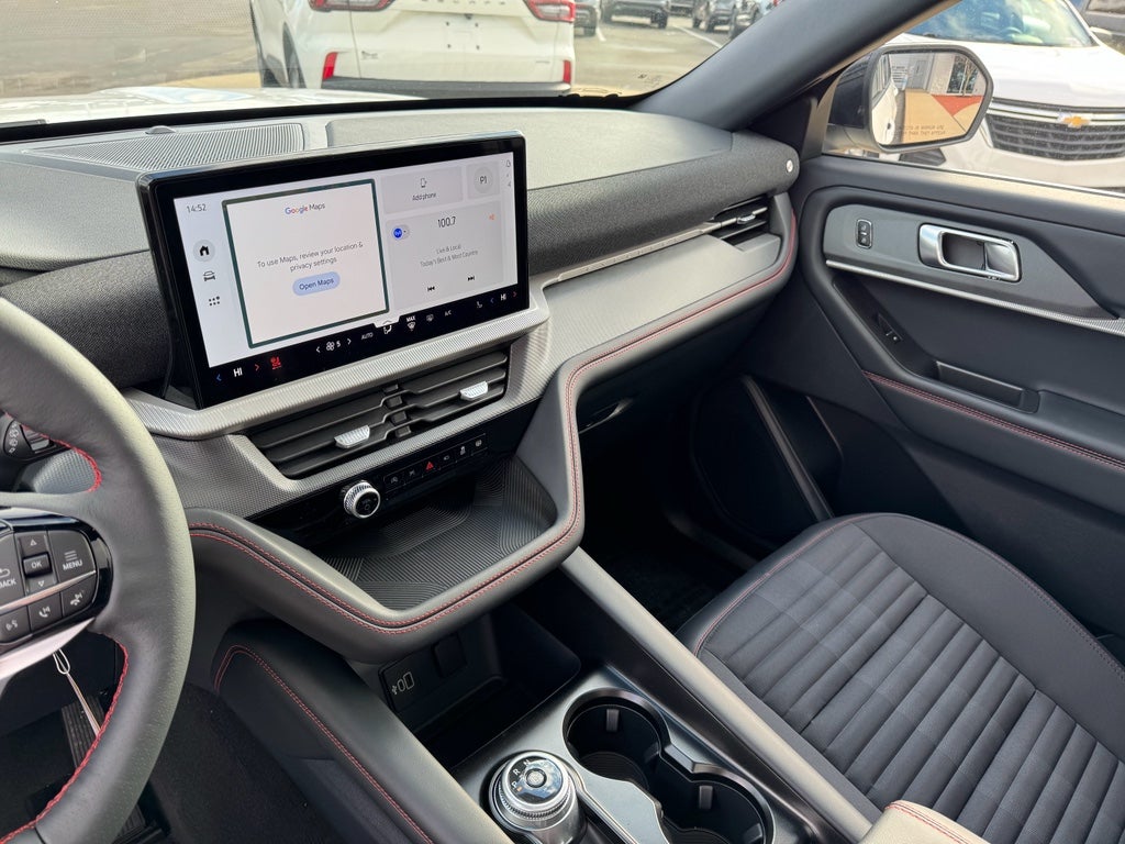 2026 Ford Explorer ST-Line 4WD
