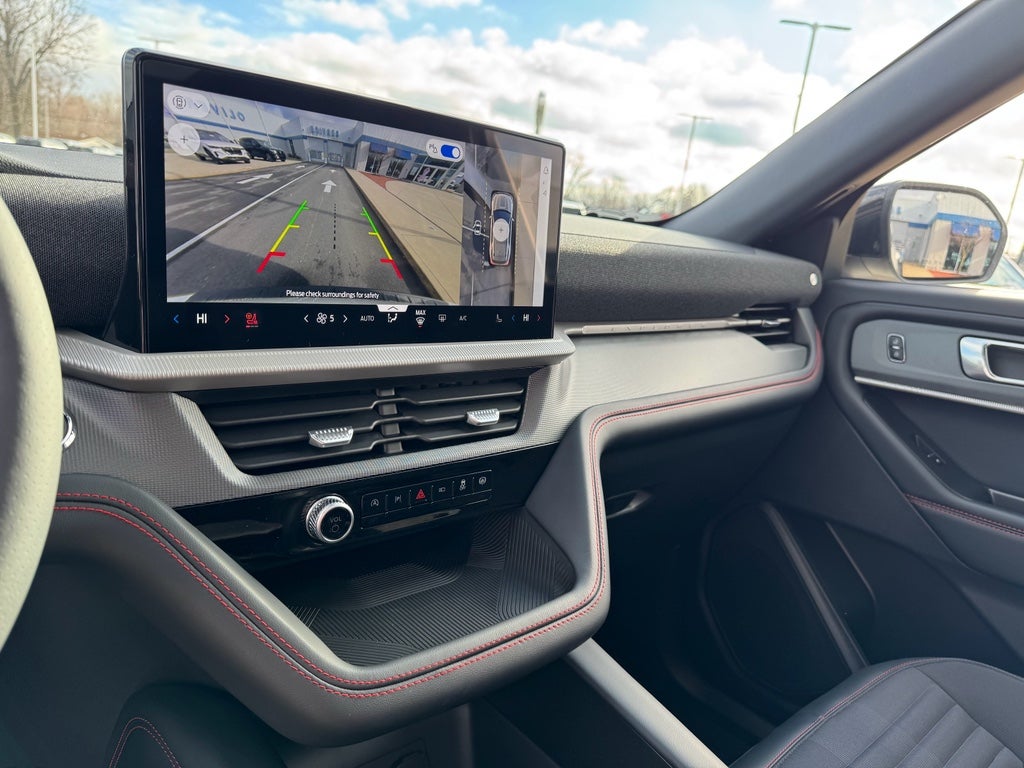 2026 Ford Explorer ST-Line 4WD