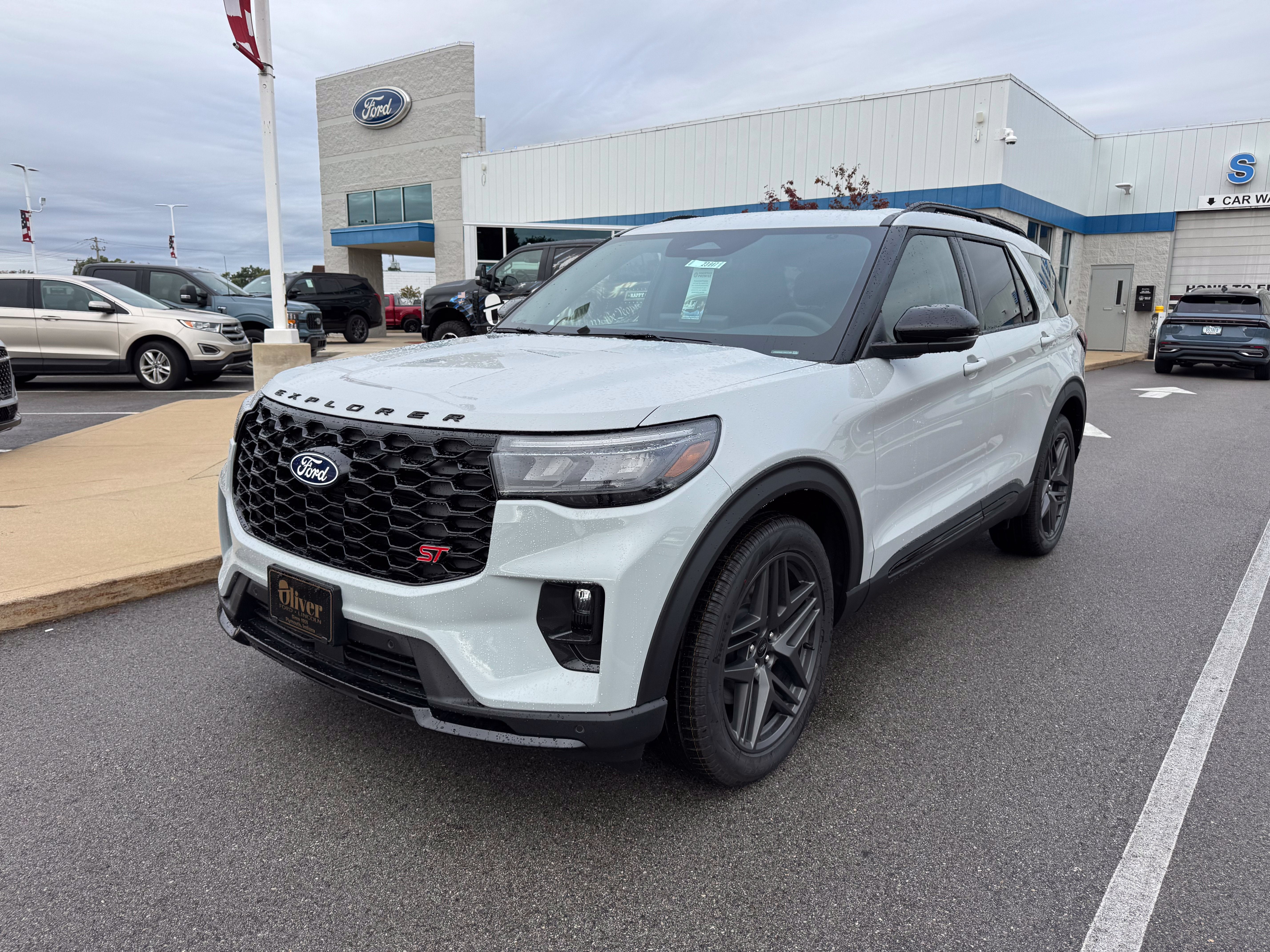 2027 Ford Explorer ST
