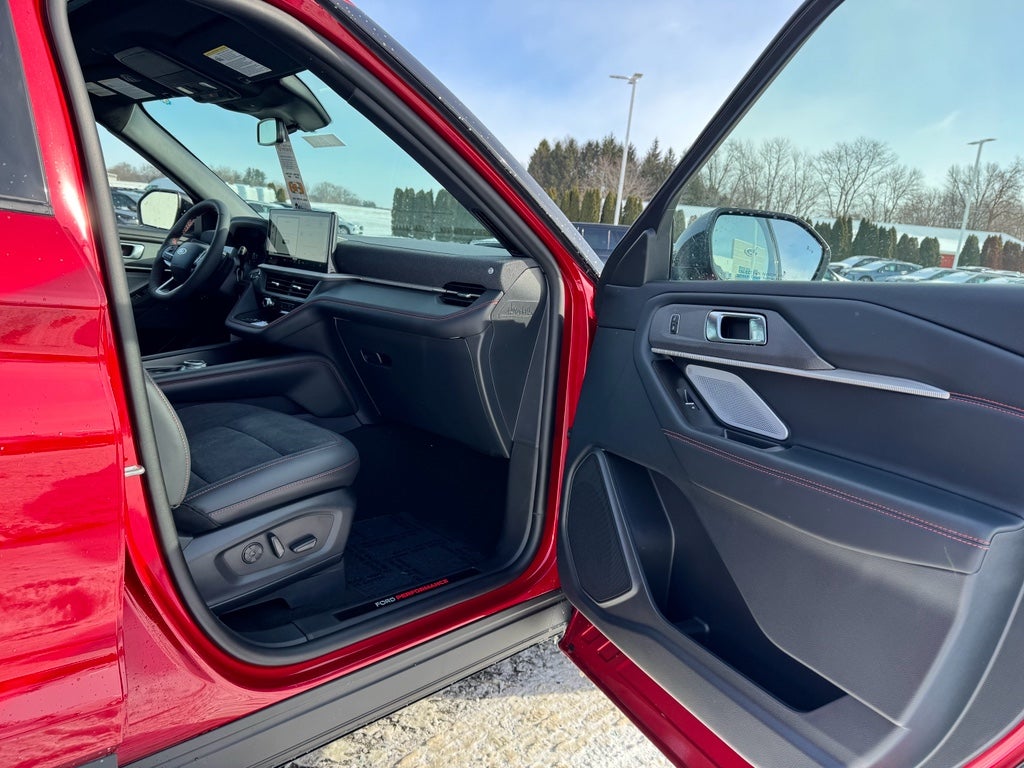 2026 Ford Explorer ST 4WD