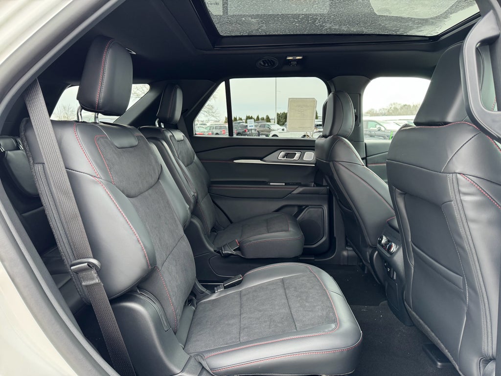 2026 Ford Explorer ST 4WD