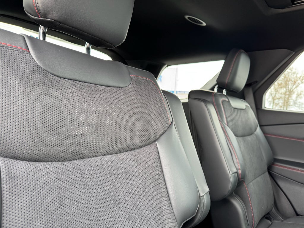 2026 Ford Explorer ST 4WD