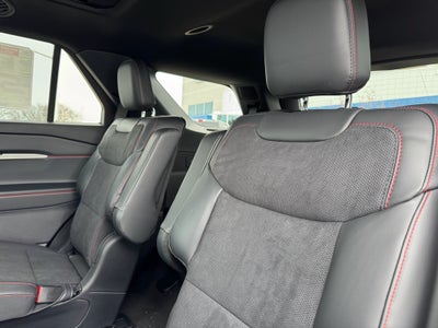 2026 Ford Explorer ST 4WD