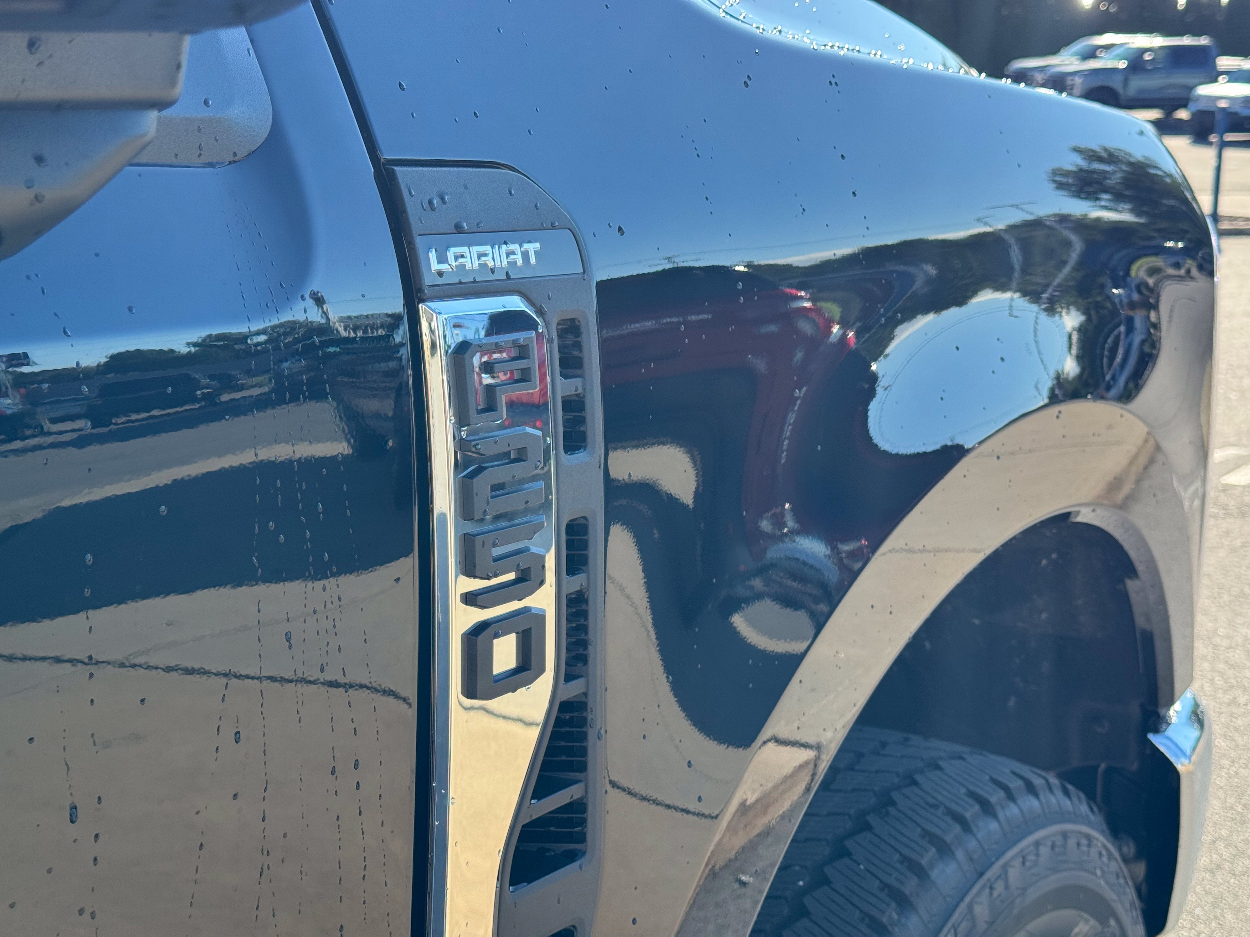 2027 Ford F-250SD Lariat