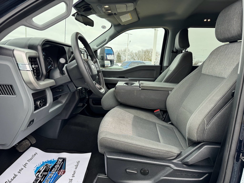 2025 Ford F-350 XLT Supercrew 4WD