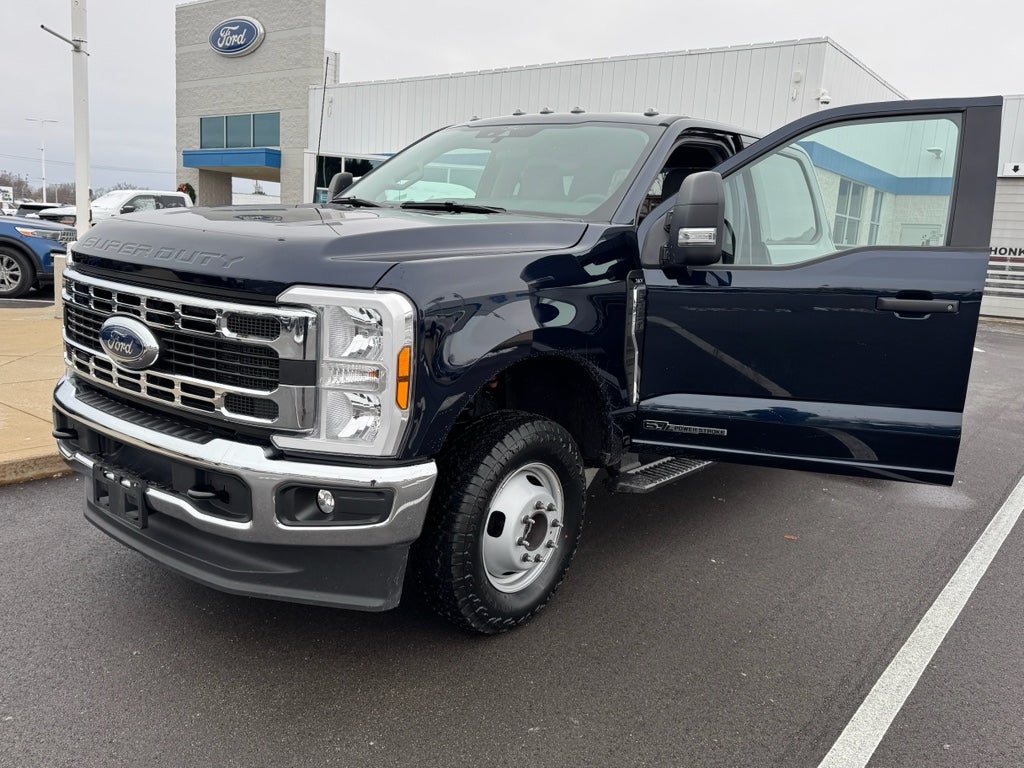 2025 Ford F-350 XLT Supercrew 4WD