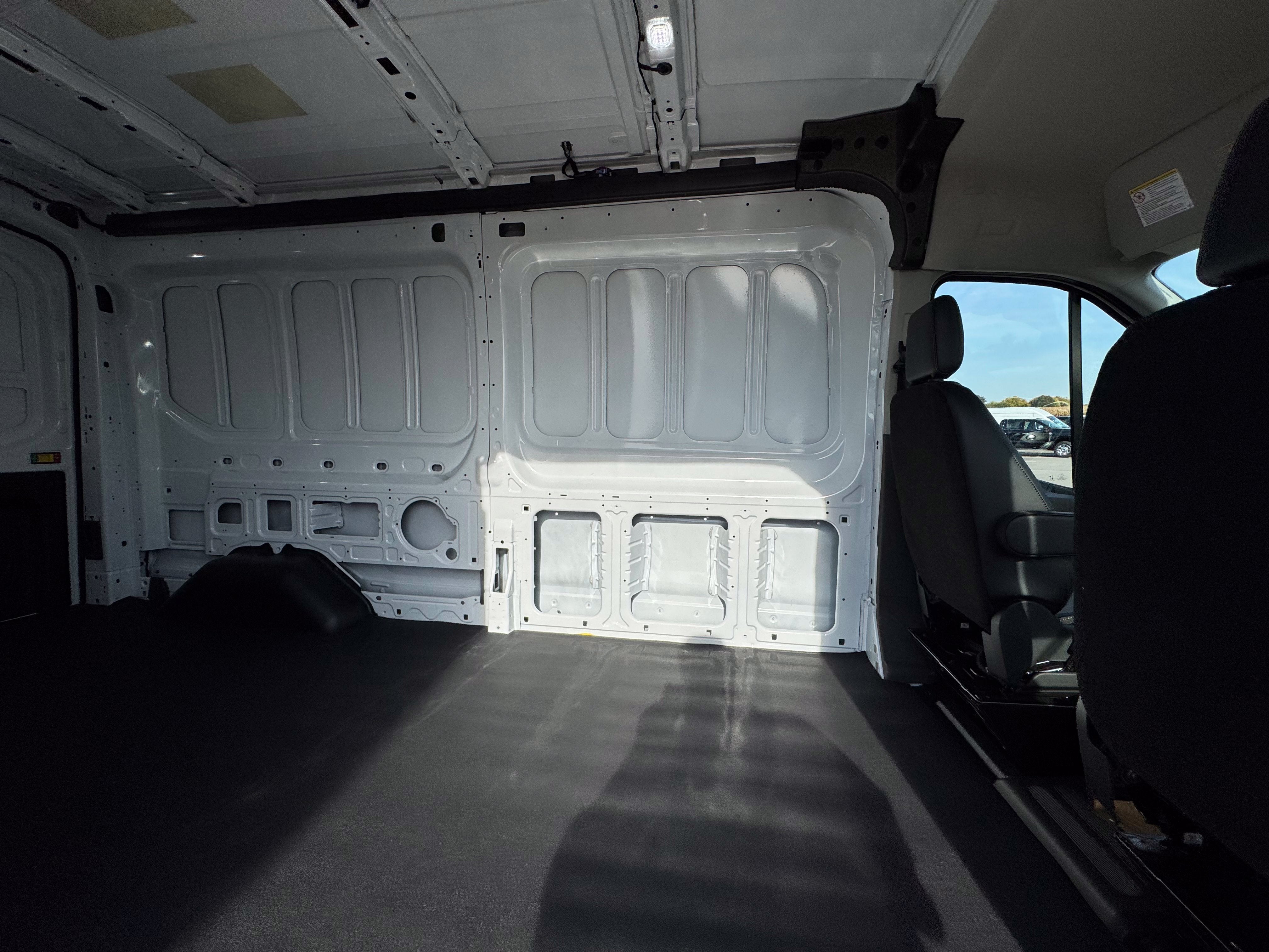 2027 Ford Transit-250 Base