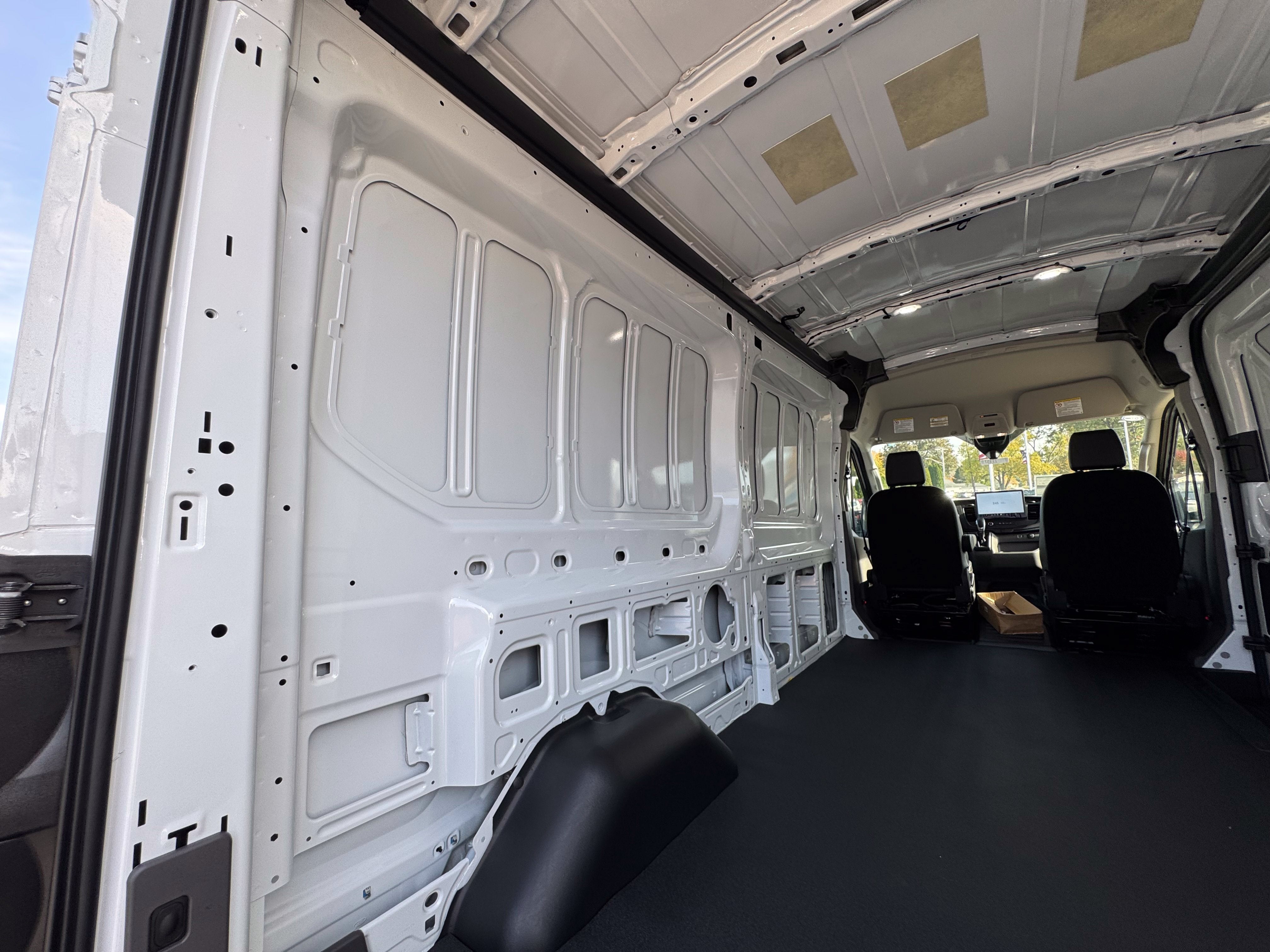 2027 Ford Transit-250 Base